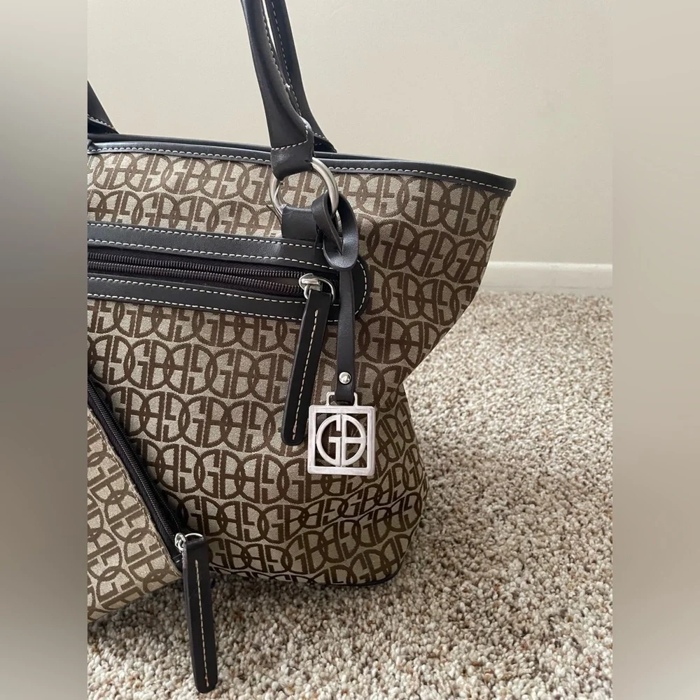 Giani Bernini Shoulder Bag With Wristlet
